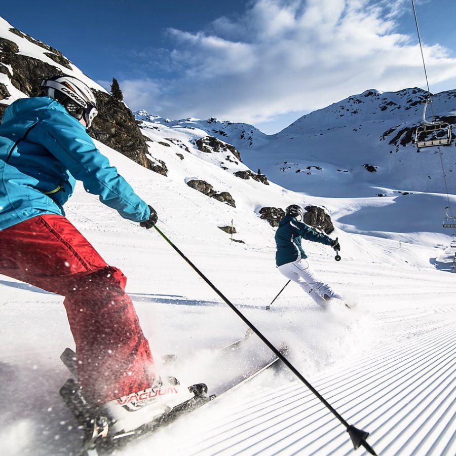 Groß (za_rasanter_skifahrer (1))